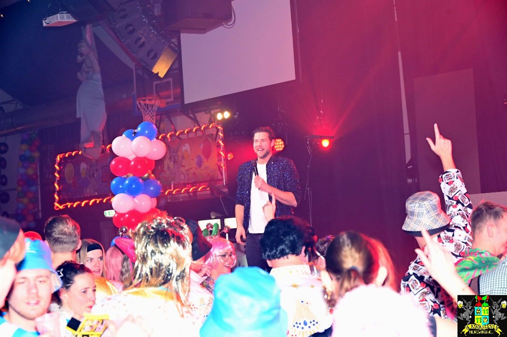 ../Images/Opwarmbal 2026 100.jpg